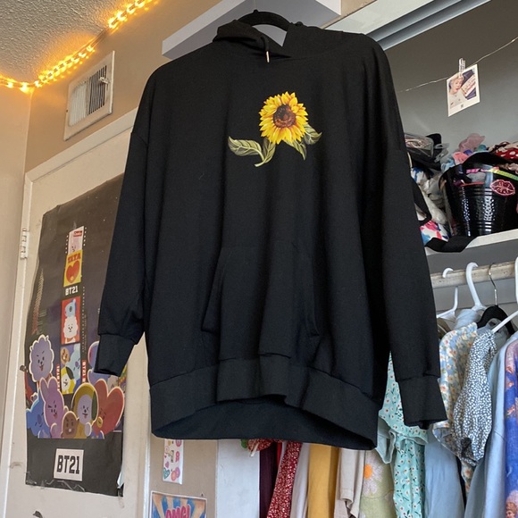 ✨🌻SUNFLOWER HOODIE🌻✨ - Picture 5 of 6